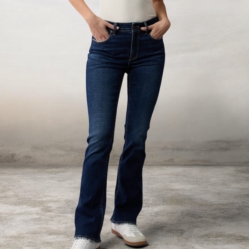 American Eagle Blue Jeans 🍃